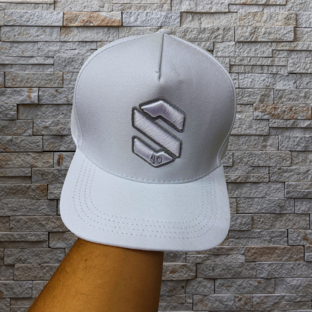 Boné Americano Logo S Grande bordada Cor:Branco