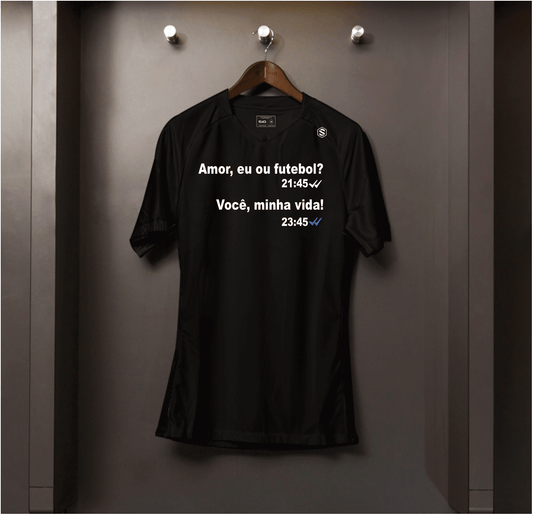 Camisa algodão Amor eu ou futebol zap